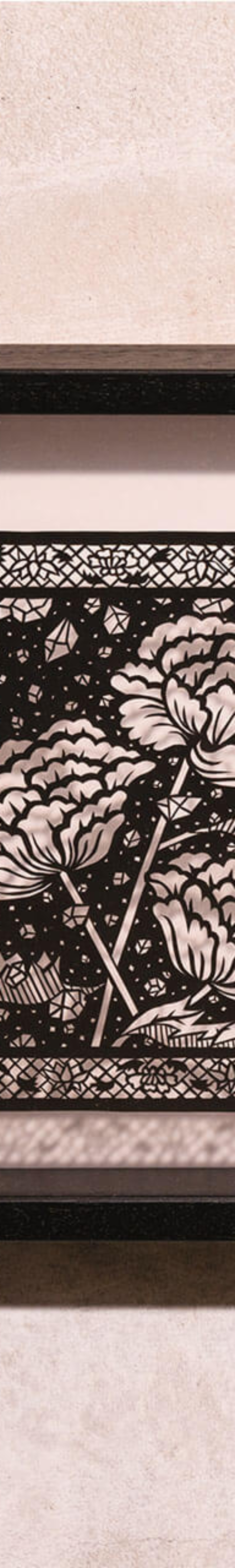 フレームの中の花